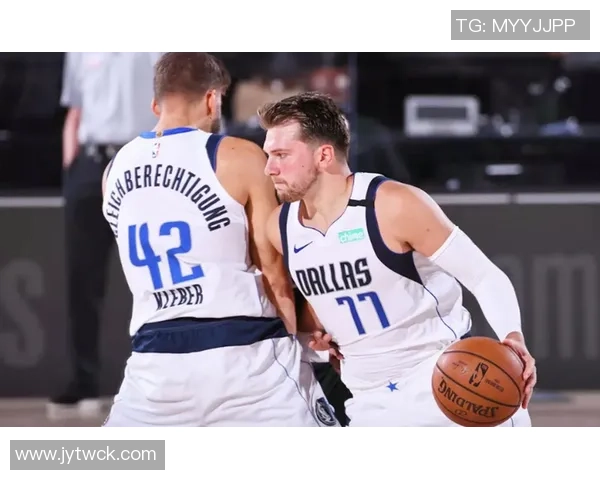 凯肖恩乔治22岁前表现惊艳30分10板5三分2断2帽追平文班卢卡数据